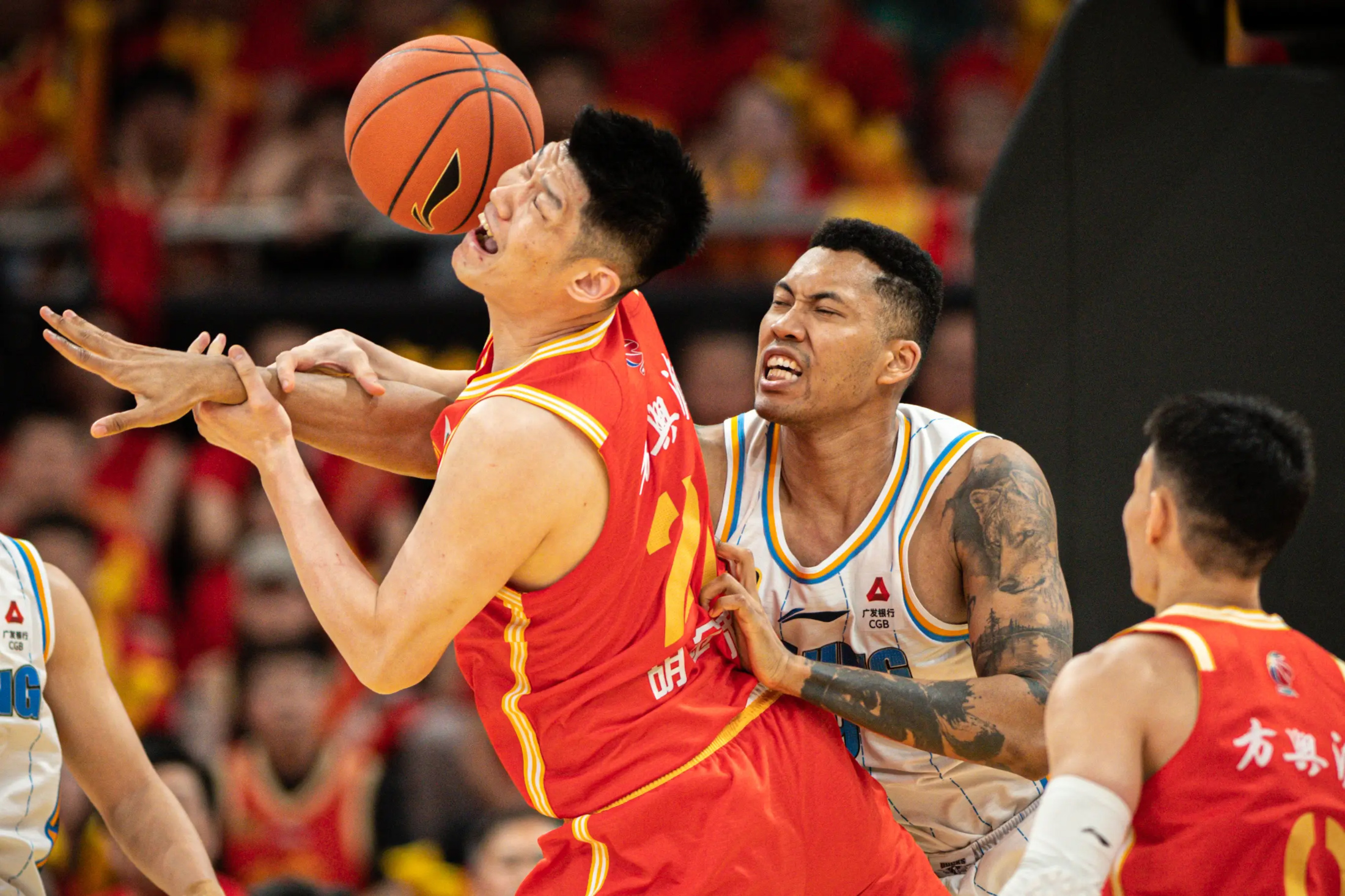 天博体育-CBA季后赛倒计时；马德里竞技加时末段篮板制胜；细节引发关注；质疑声仍在；身体对抗强度拉满的简单介绍