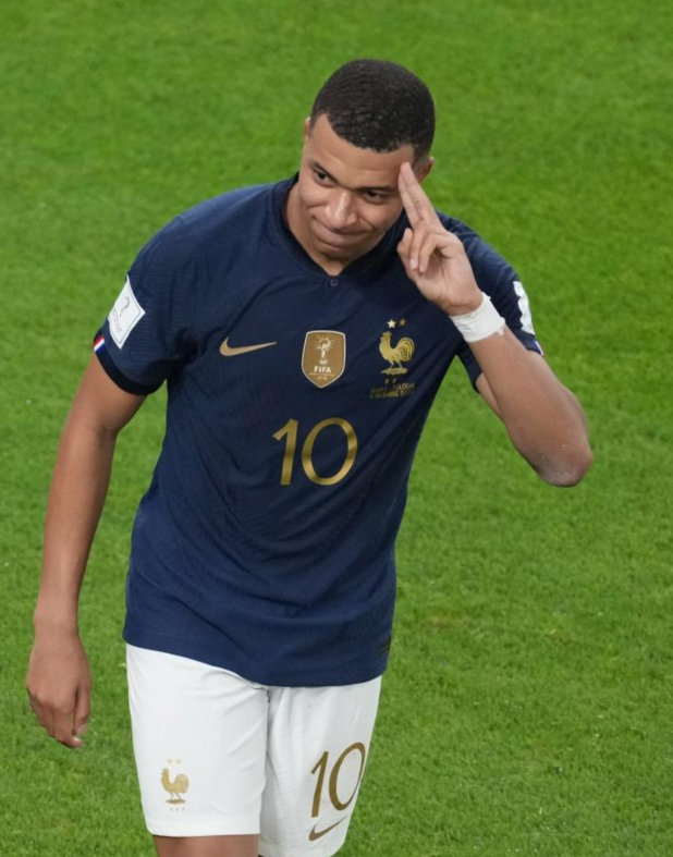 TIANBO-包含JackeyLove回归赛场，出色防守首场状态亮眼，法国队观众沸腾！的词条